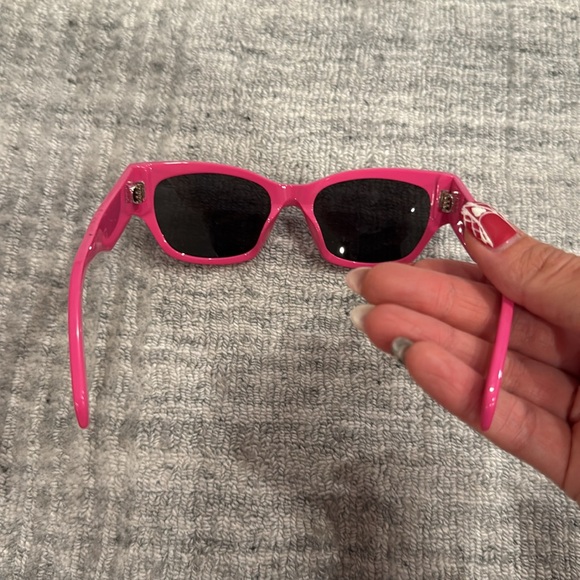 CELINE Monochroms 03 56MM Square Sunglasses in shiny pink, worn once - Picture 4 of 9